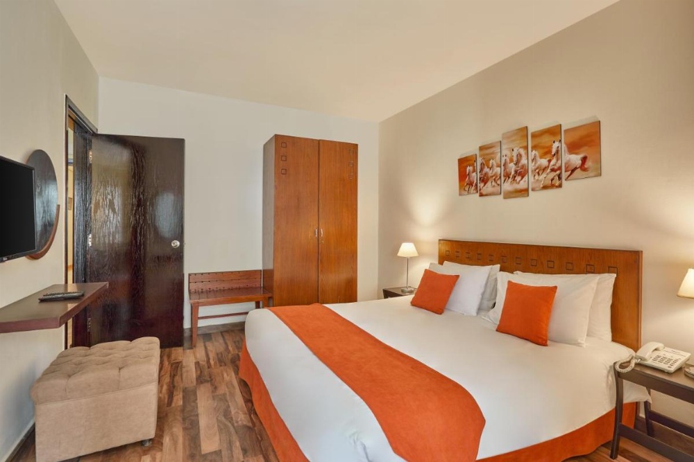 Room image 5
