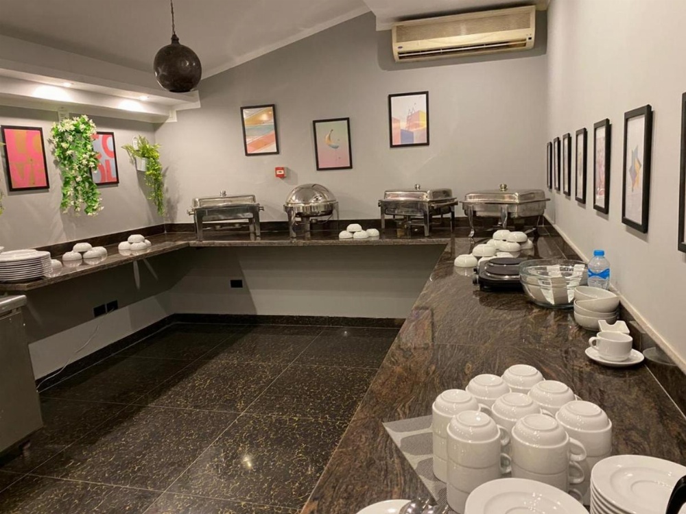 Golden Carven Hotel Image 26