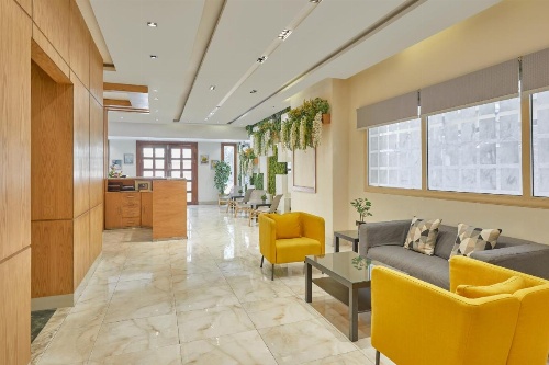 Golden Carven Hotel image 8